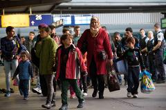 Кадыров помогает сирийским беженцам в Германии