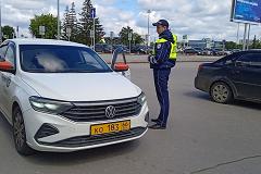 Екатеринбургская Госавтоинспекция выявила неисправные такси и автобусы