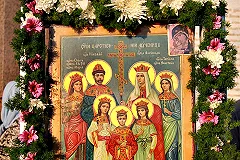 Впервые перед крестным ходом на Ганину Яму споют хором гимн Российской империи