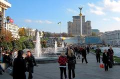 Киевский суд постановил переименовать проспект Бандеры в Московский