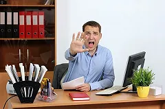 Работодателям не нравятся болельщики, боксеры и рокеры