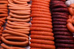 В колбасе екатеринбургского мясокомбината обнаружили антибиотики