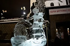 «До первой звезды нельзя». Открылся фестиваль ледовой скульптуры «Вифлеемская звезда»