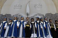 Euronews поправил текст о крымских татарах после замечания Захаровой