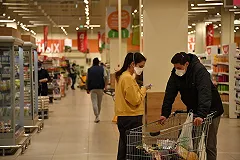 В Екатеринбурге закрыли продуктовый магазин за грубые нарушения санитарных норм