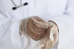 «Обоняние пропадает не всегда»: врач из Екатеринбурга рассказала, как переболела коронавирусом