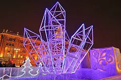 Власти Екатеринбурга разобрались с графиком работы Ледового городка на площади 1905 года