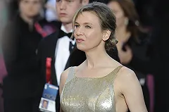 Рене Зеллвегер заподозрили в попытке избавиться от этнических черт лица