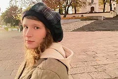 Певица Лиза Монеточка выставила на продажу квартиру в центре Москвы