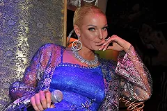 Волочкова приехала в Екатеринбург, чтобы выступить на корпоративе в стрип-баре