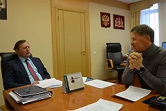 Областные чиновники готовятся к празднованию 25-летия «Уральских пельменей»