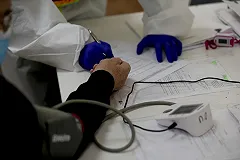 Креков: По заболеваемости COVID-19 Урал отстает от Центральной России на две недели