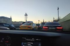 Уральского бизнесмена, побившего в Москве таксиста-иностранца, будут судить
