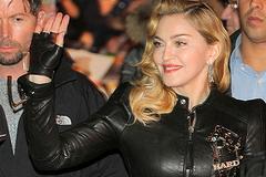 Мадонна поддержала арестованных активистов Greenpeace