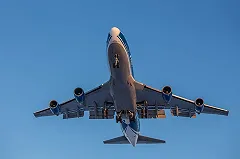 Самолет "Уральских авиалиний" вернулся в Кольцово из-за сигнала о неисправности