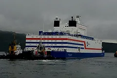 Единственная в мире плавучая АЭС заработала на Чукотке