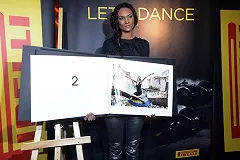 Календарь Pirelli выйдет без откровенных фото моделей