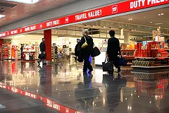 МВД хочет запретить пассажирам проносить в салон самолетов алкоголь из duty free