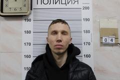 Брал огромные суммы за «работу»: в Екатеринбурге задержали мошенника, навязывавшего свои услуги