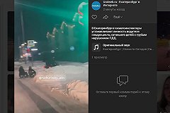 В Екатеринбурге полиция проверяет сведения о квадроцикле, катавшем прицепленных к нему детей