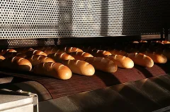 Торговые сети, возможно, будут закупать меньше хлеба