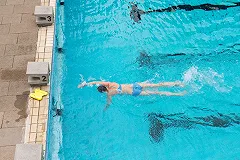 В Тюмени из-за энтеровируса закрыли бассейны и игровые комнаты в ТРЦ