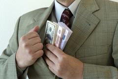 Житель Екатеринбурга заплатил долг по алиментам в размере 1,3 млн рублей