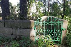 Три кладбища в центре Екатеринбурга стали объектами культурного наследия