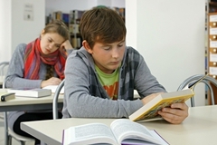 Омская библиотека запретила детям читать Драйзера