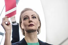 Жену Навального силой не пустили к немецким врачам, которые осмотрели оппозиционера — видео