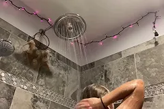 «Когда это было, чтобы мылись каждый день?». Британцев призвали отказаться от душа