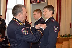 Пятьдесят пять свердловских полицейских поощрены по итогам работы в 2017 году