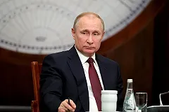 Костин попросил списать 104 тыс. рублей с личного счета Путина