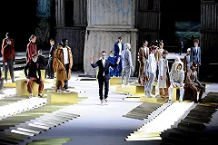 Ermenegildo Zegna предложил носить спортивные штаны с пиджаками