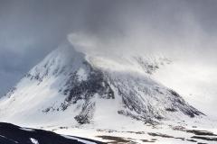 Спасатели на снегоходах отправятся к месту обнаружения тела на перевале Дятлова