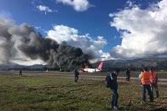 В Перу при посадке загорелся пассажирский самолет