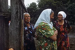 Россияне считают бедными людей с доходом ниже 15,5 тыс. рублей