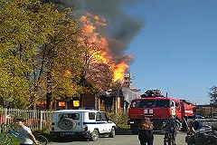 В Свердловской области загорелась церковь