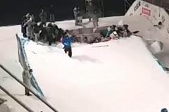 Свердловчанка рассказала, как под сноубордистами провалился трамплин в Тюмени