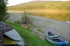 Тела двух рыбаков найдены в озере под Серовом