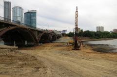 Городские власти реконструируют мост через Ольховку