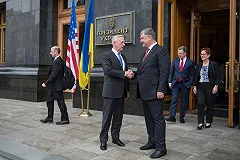 Сенат США одобрил выделение Украине 500 миллионов долларов на летальное оружие