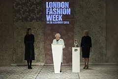 Бывший повар Елизаветы II рассказал о запрещенной в Букингемском дворце еде