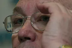 Сенатор Владимир Лукин, проголосовавший за поправки к Конституции, вышел из партии «Яблоко»