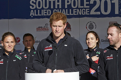 Поход принца Гарри к Южному полюсу утратил состязательность