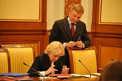 ОП направила Голодец письмо о запрете соцсетей в рабочее время