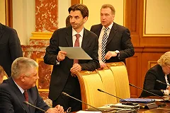 «Личная гвардия» патриарха Кирилла пошла в атаку на команду Медведева