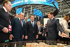 Депутат Александр Ивачев поймал Евгения Куйвашева на несдержанном слове