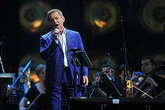 Народные артисты устроили концерт для российских военных в Сирии