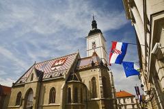Капчук похвастался, как делает зарядку у российского посольства в Хорватии